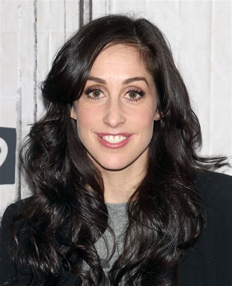 catherine reitman lips|Fans Mock Workin Mom Star Catherine Reitman for Getting a Lip。